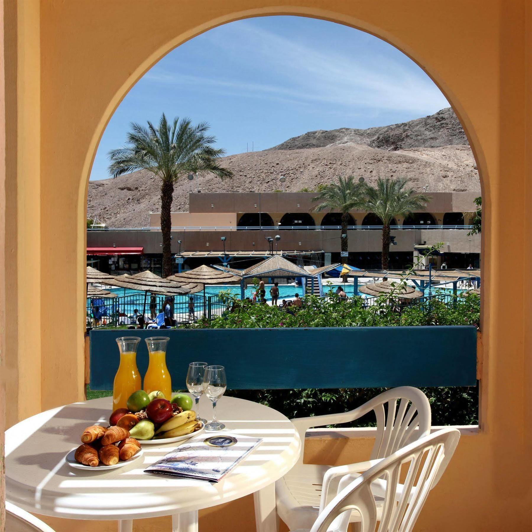 Club In Eilat - Coral Beach Villa Resort エクステリア 写真